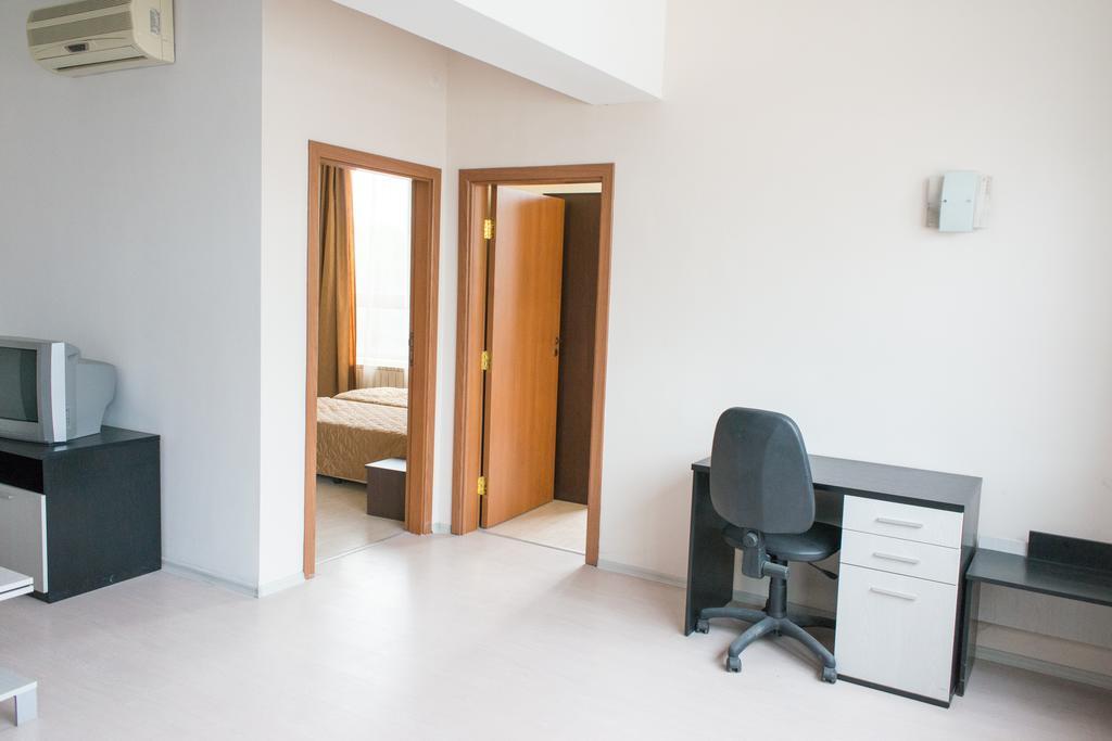 Hotel Noris プロヴディフ 部屋 写真
